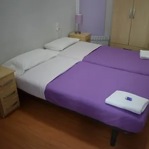 Hostal Mimi Las Ramblas Guest house