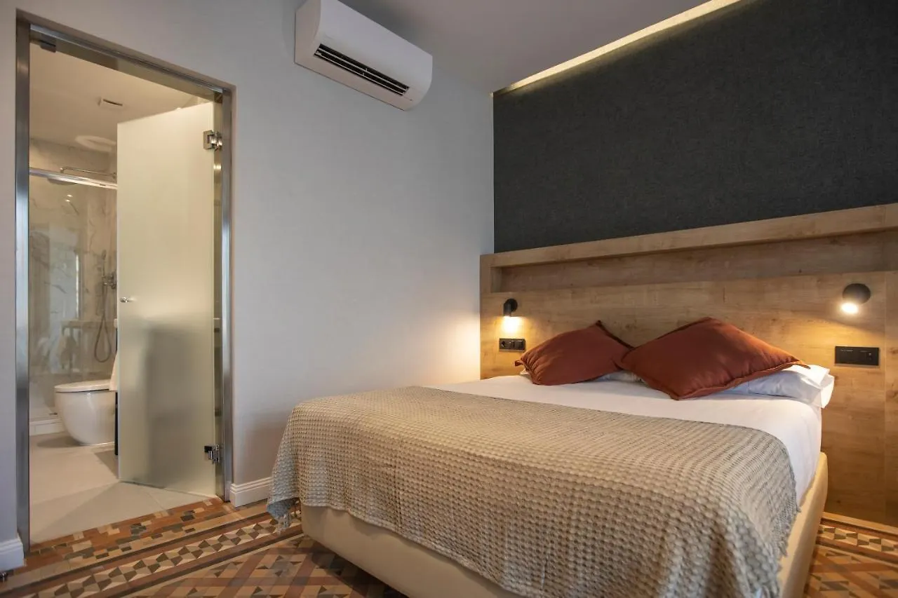 Fontanella By Bcn Urban Rooms برشلونة بيت ضيافة